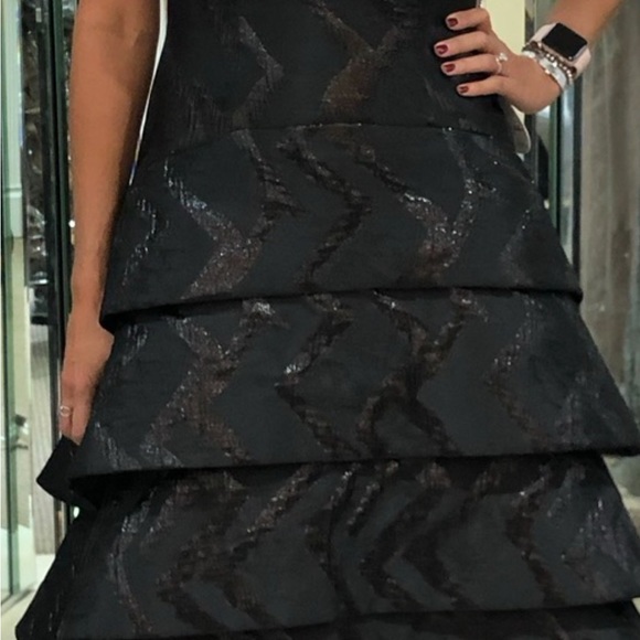 Never been worn, formal Hilow black gown - Picture 2 of 5